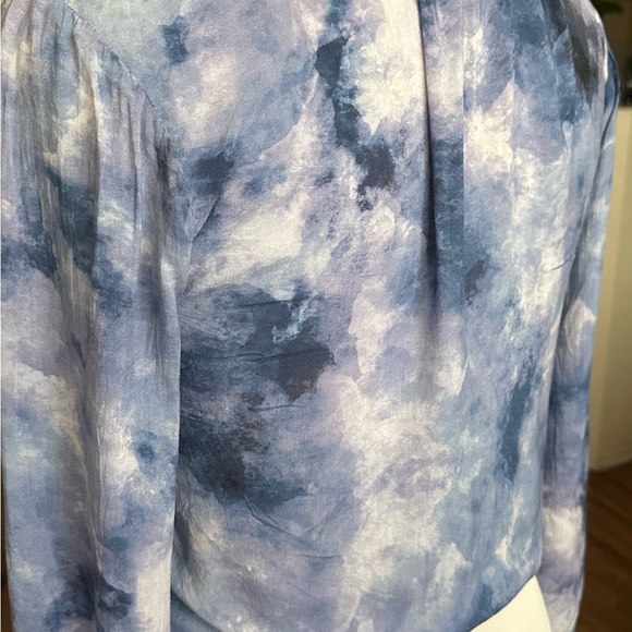 Long Sleeve Top - Picture 3 of 5